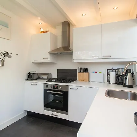 Holiday White Court Casa vacanze